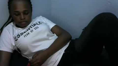 baby_fayyan online show from 01/13/26, 06:57