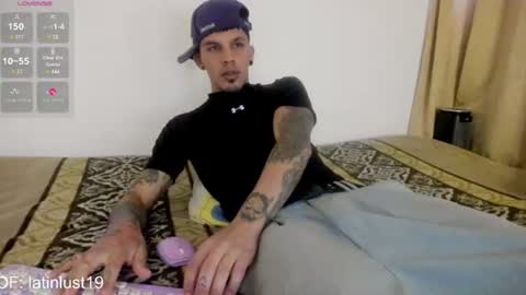Snapshot of baby_gio chatting on 07/05/26, 04:47 OF GxoXabs online show from 07/05/26, 04:47