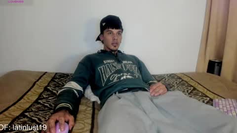 Snapshot of baby_gio chatting on 07/09/26, 06:45 OF GxoXabs online show from 07/09/26, 06:45