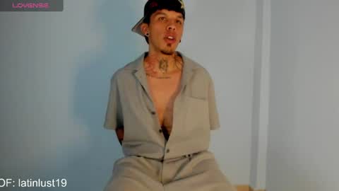 Snapshot of baby_gio chatting on 07/17/26, 07:19 OF GxoXabs online show from 07/17/26, 07:19