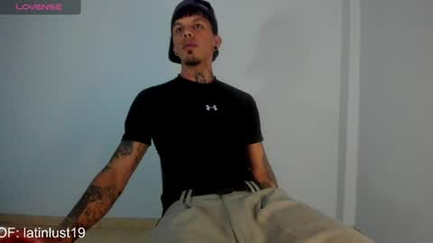 Snapshot of baby_gio chatting on 07/22/26, 03:42 OF GxoXabs online show from 07/22/26, 03:42