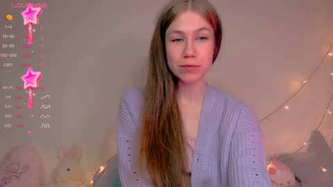 Snapshot of baby_girl_0001 chatting on 12/03/24, 12:13 Kira online show from 12/03/24, 12:13