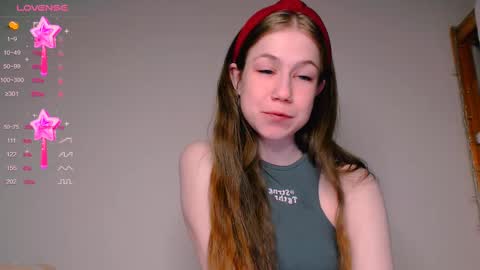 Snapshot of baby_girl_0001 chatting on 03/10/25, 11:49 Kira online show from 03/10/25, 11:49