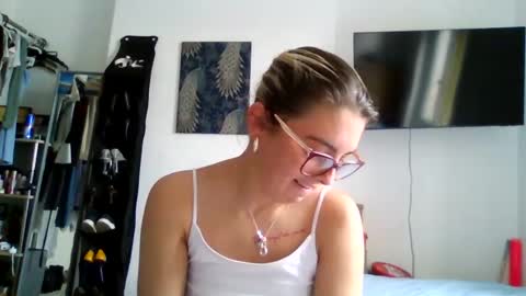 baby_girls2224 online show from 04/23/26, 08:13