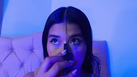 Snapshot of baby_honey24 chatting on 12/09/24, 01:29 BABY HONEY online show from 12/09/24, 01:29