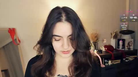 Emily online show from 11/01/25, 07:10