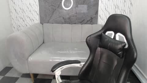 baby_khloe_b online show from 03/16/26, 01:04