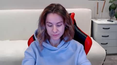 baby_kitte online show from 01/11/25, 03:55