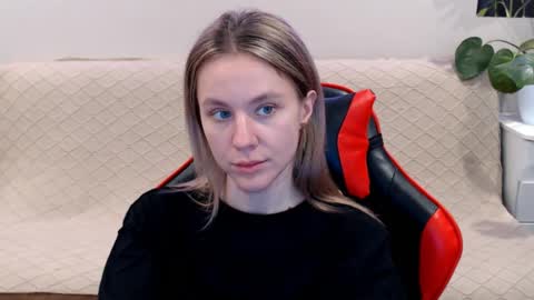 baby_kitte online show from 02/15/25, 07:06