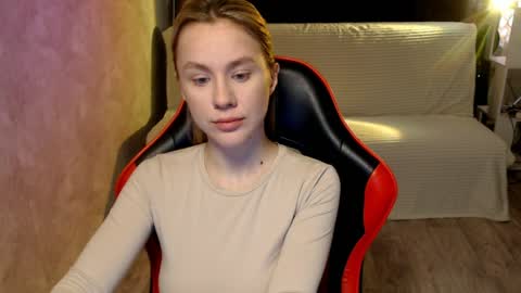 baby_kitte online show from 04/09/26, 03:17