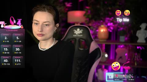 Snapshot of baby_luna_xo chatting on 02/11/26, 09:36 Hanna online show from 02/11/26, 09:36