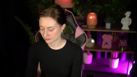 Snapshot of baby_luna_xo chatting on 02/15/26, 05:09 Hanna online show from 02/15/26, 05:09