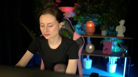 Snapshot of baby_luna_xo chatting on 02/26/26, 09:52 Hanna online show from 02/26/26, 09:52