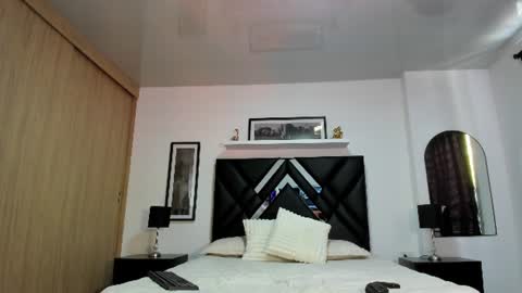 baby_noaht online show from 08/01/26, 08:08