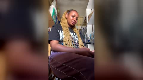 baby_nova online show from 04/01/26, 09:10