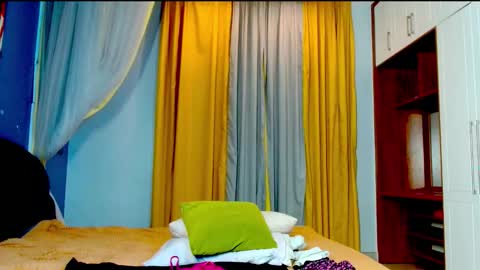 Baby Petite online show from 09/12/25, 01:28