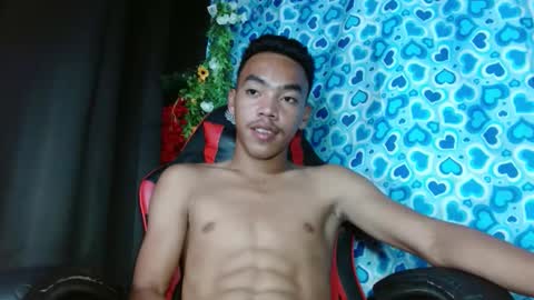 baby_razell online show from 02/25/25, 06:09