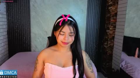 Snapshot of baby_sweet2010 chatting on 02/17/26, 02:08 baby_sweet2010 online show from 02/17/26, 02:08