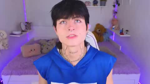  Dani  online show from 11/21/25, 08:02