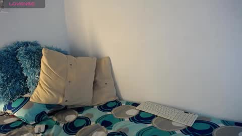 babyandy_x online show from 09/17/25, 08:54