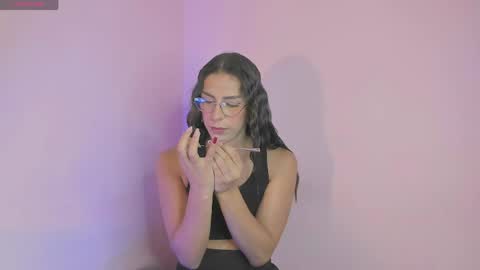 Snapshot of babybella_6 chatting on 05/19/26, 08:37 babybella online show from 05/19/26, 08:37