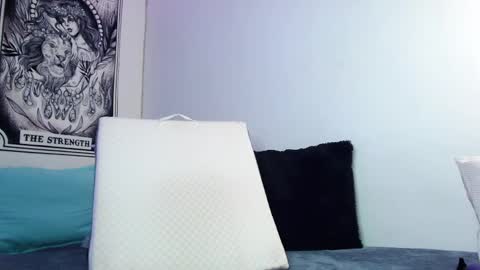 Snapshot of babycat4_ chatting on 02/01/25, 02:16 MARIA online show from 02/01/25, 02:16