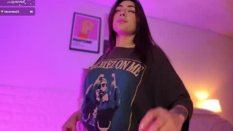 Mariana  online show from 02/16/26, 10:39