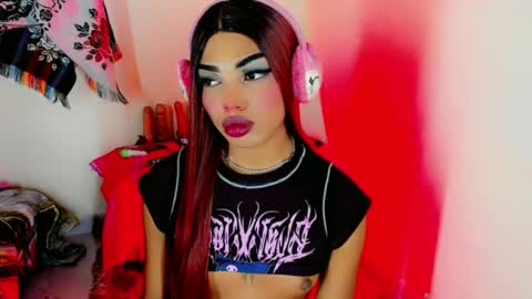 Snapshot of babycharol01 chatting on 06/30/26, 05:19 babycharol01 online show from 06/30/26, 05:19
