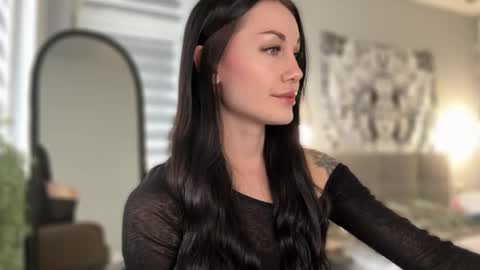 Snapshot of babycoffee chatting on 11/12/25, 09:10 Baby Coffee online show from 11/12/25, 09:10