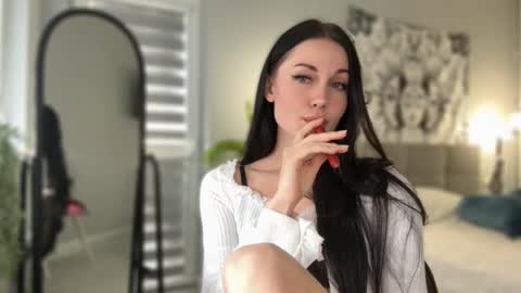 Snapshot of babycoffee chatting on 11/20/25, 09:53 Baby Coffee online show from 11/20/25, 09:53