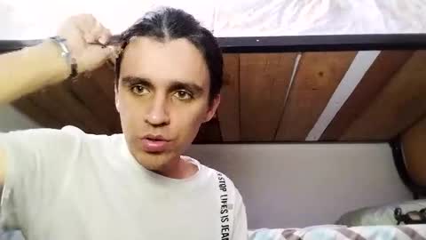 Dani  online show from 11/30/25, 08:57