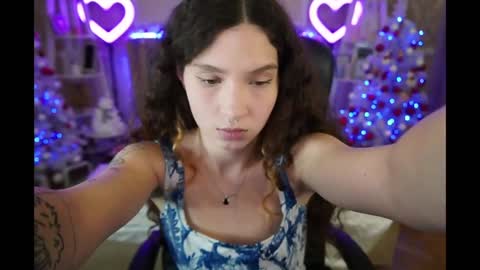 Snapshot of babyflowerr chatting on 01/06/25, 07:56 Sasha online show from 01/06/25, 07:56