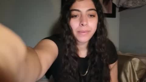 Snapshot of babygotbackends chatting on 10/17/25, 01:42 BabyGotBackends online show from 10/17/25, 01:42