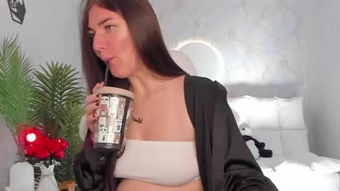 Sophia online show from 09/15/25, 03:39