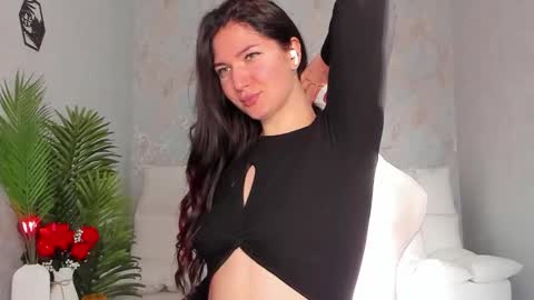 Sophia online show from 10/19/25, 03:07