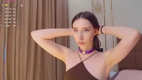 Snapshot of babylisabrown chatting on 06/27/26, 12:44 Annie online show from 06/27/26, 12:44