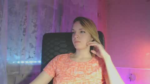 Snapshot of babymuro4ka chatting on 02/14/25, 12:41 Sonya online show from 02/14/25, 12:41