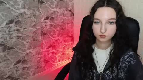 Nadin online show from 04/24/26, 11:23