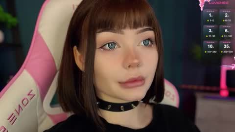 Snapshot of babyroxynill chatting on 10/27/25, 07:12 Nika online show from 10/27/25, 07:12