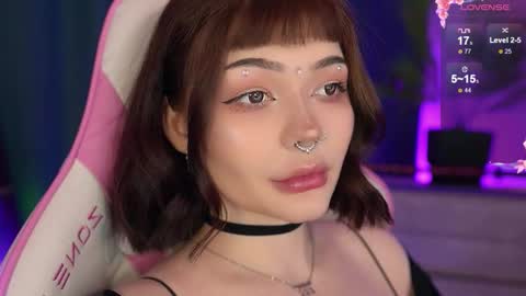 Snapshot of babyroxynill chatting on 11/08/25, 09:13 Nika online show from 11/08/25, 09:13