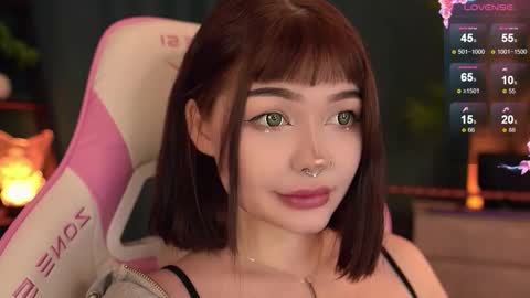 Snapshot of babyroxynill chatting on 11/14/25, 08:51 Nika online show from 11/14/25, 08:51