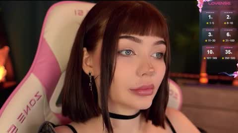 Snapshot of babyroxynill chatting on 11/15/25, 02:46 Nika online show from 11/15/25, 02:46