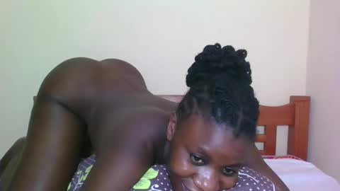 PRISCILLAH online show from 12/18/25, 03:29