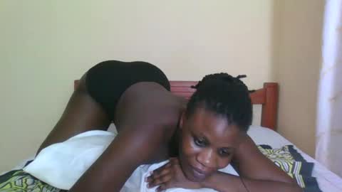 Snapshot of babyrozillah chatting on 06/19/26, 07:50 PRISCILLAH online show from 06/19/26, 07:50