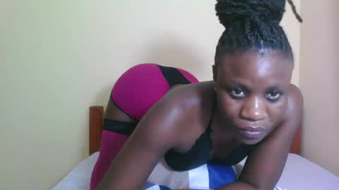 Snapshot of babyrozillah chatting on 07/04/26, 07:20 PRISCILLAH online show from 07/04/26, 07:20