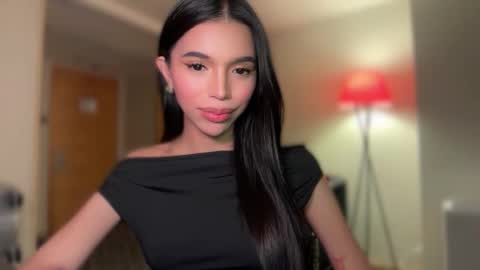 Snapshot of babysabrinaxx chatting on 10/07/25, 07:00 babysabrinaxx online show from 10/07/25, 07:00