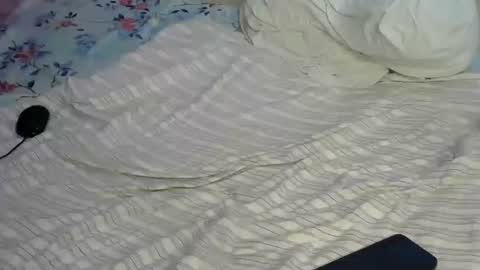 babyslimgal online show from 12/16/24, 08:05