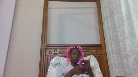 Snapshot of babytylerr chatting on 11/26/25, 07:09 babytylerr online show from 11/26/25, 07:09