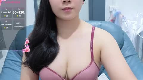 Baby Unicorn online show from 04/24/26, 11:34