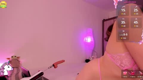 Snapshot of babyuniporn chatting on 09/18/25, 02:41 Eva online show from 09/18/25, 02:41